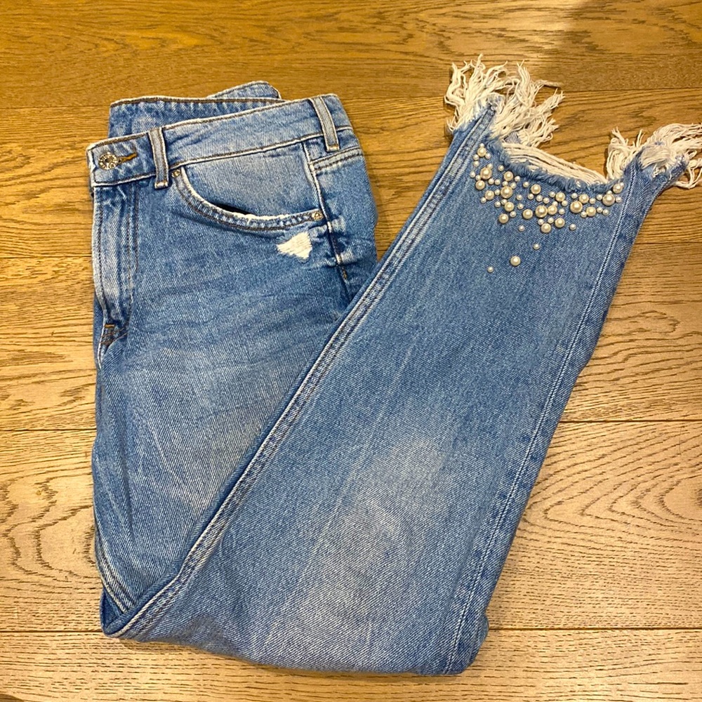 Beautiful pearl bottom girlfriend fit jeans